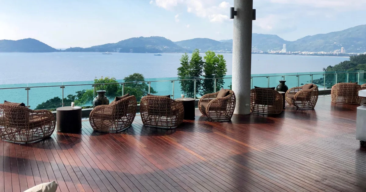 Tarasy kompozytowe w obiektach usługowych i inwestycjach mieszkaniowych